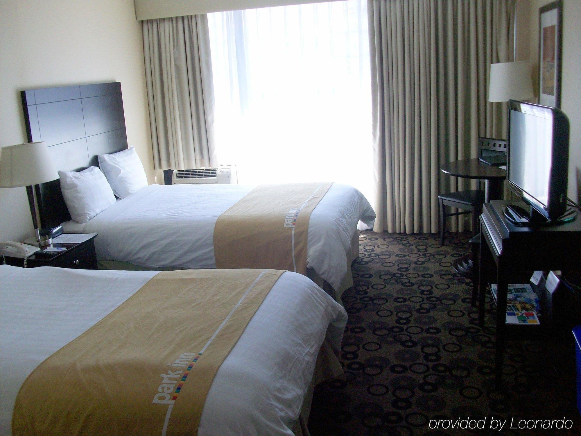 Park Inn & Suites By Radisson Vancouver Szoba fotó